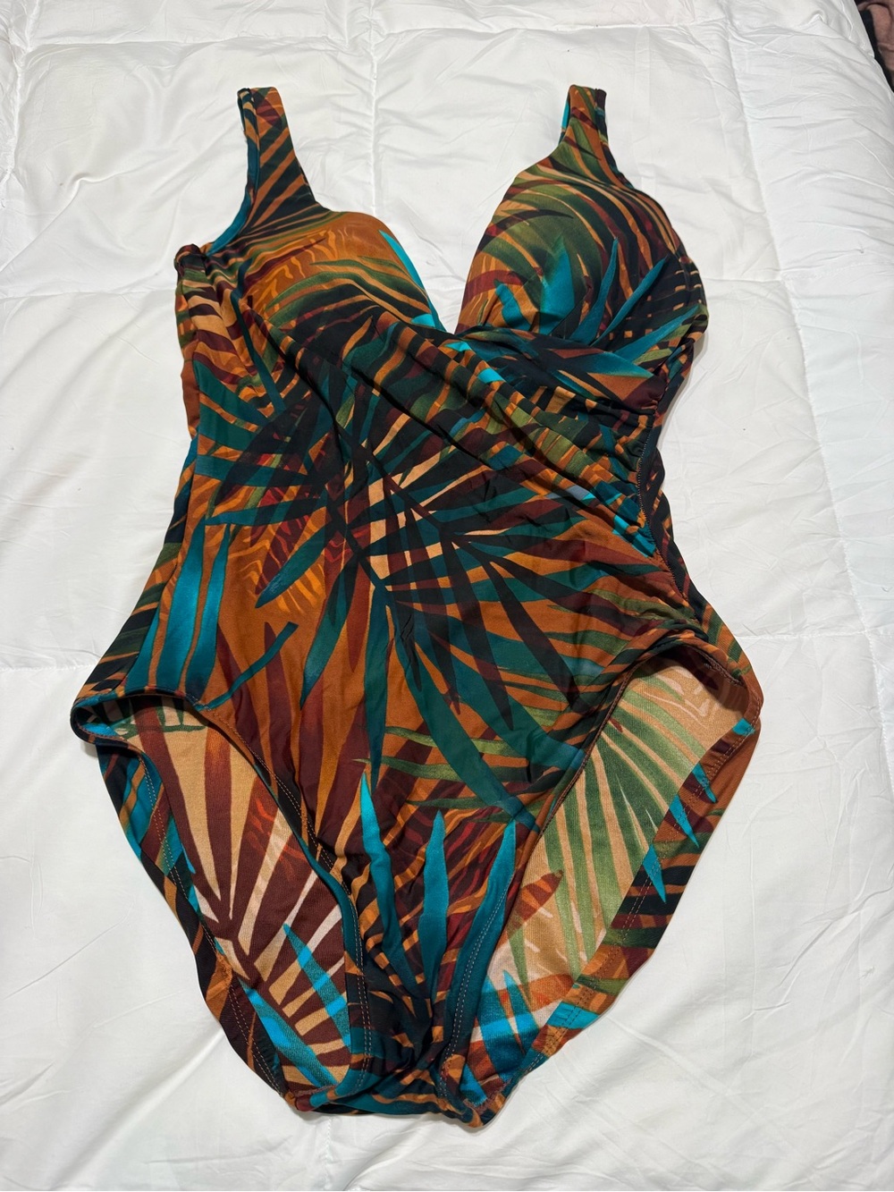 Miraclesuit size 16 Tropical Palm Print One-Piece Swimsuit in Teal & Rust